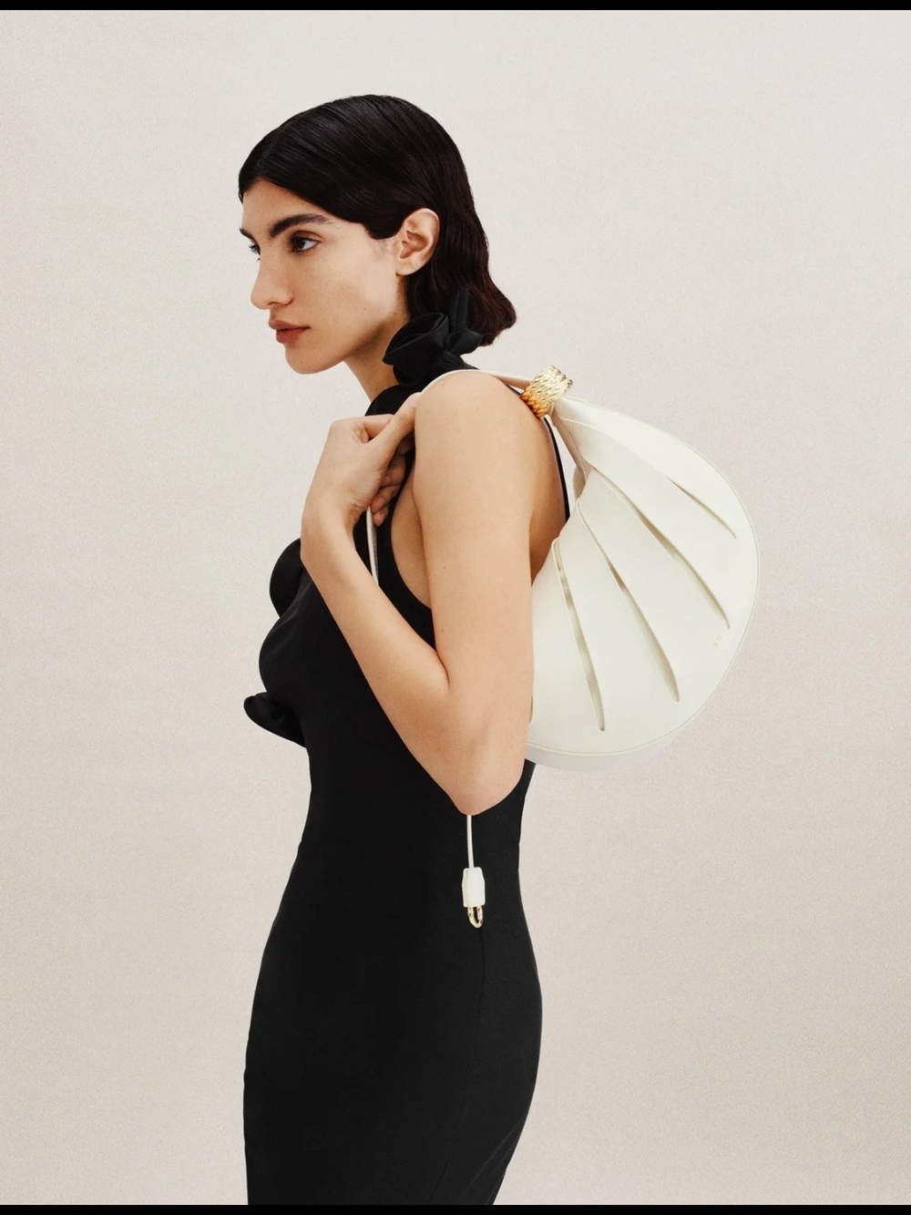 Janna Hollow Out Shoulder Bag